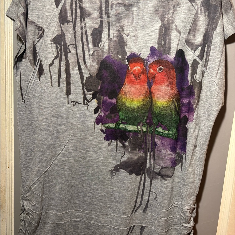 ❤️ 5 for $20! Faith 21 Parrots graphic tee - Picture 4 of 5
